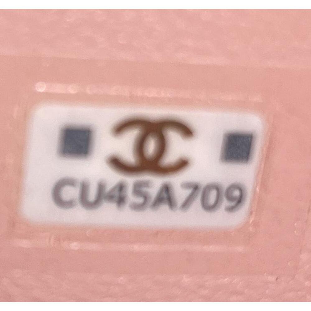 Chanel Handle With Care Round Vanity #246402C43B - Picture 6 of 6